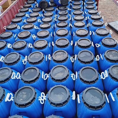 Emulgovaná asfaltová kapalina